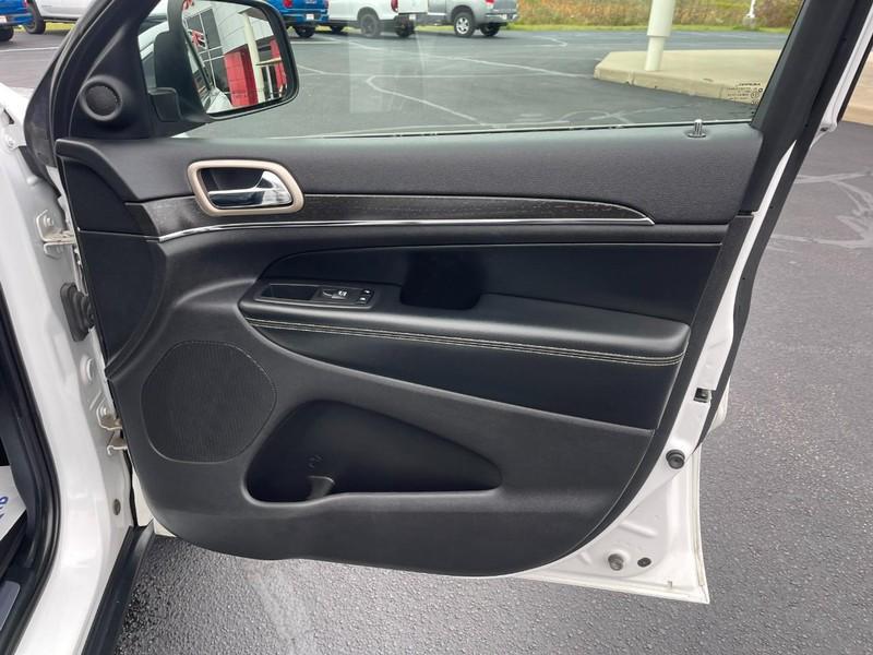 used 2017 Jeep Grand Cherokee car, priced at $12,750