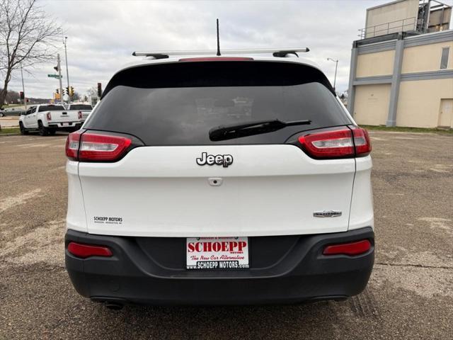 used 2015 Jeep Cherokee car, priced at $13,800