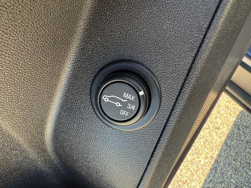 used 2018 Chevrolet Equinox car, priced at $15,999