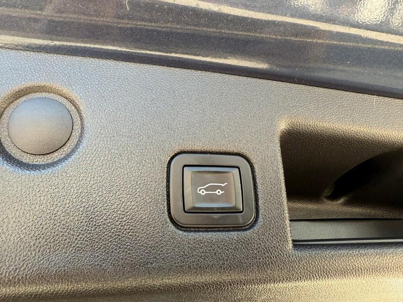 used 2018 Chevrolet Equinox car, priced at $15,999