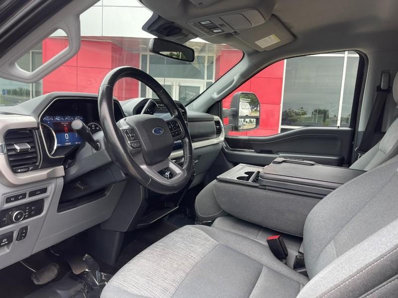 used 2021 Ford F-150 car, priced at $35,999