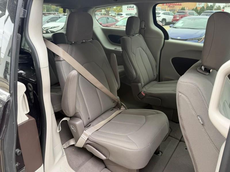 used 2017 Chrysler Pacifica car, priced at $15,999