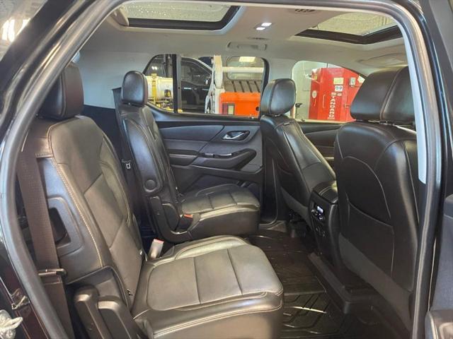 used 2020 Chevrolet Traverse car, priced at $27,992