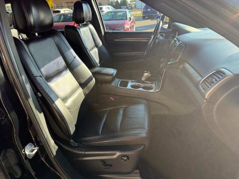 used 2019 Jeep Grand Cherokee car, priced at $15,999