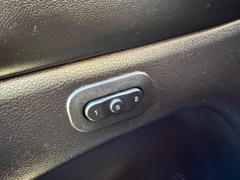 used 2019 Jeep Grand Cherokee car, priced at $15,999