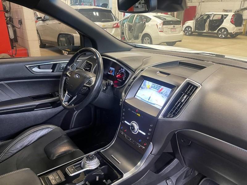 used 2020 Ford Edge car, priced at $22,999