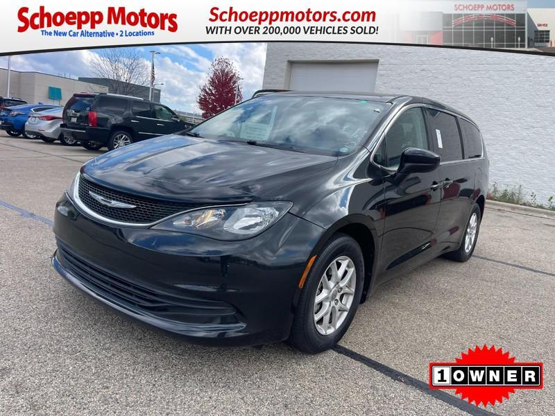 used 2017 Chrysler Pacifica car, priced at $19,995