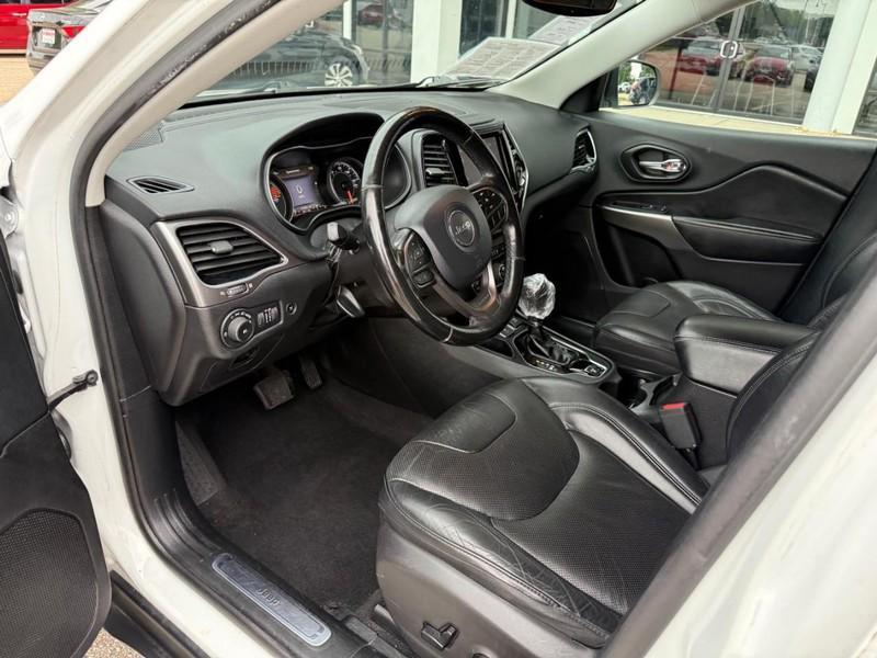 used 2020 Jeep Cherokee car, priced at $14,993