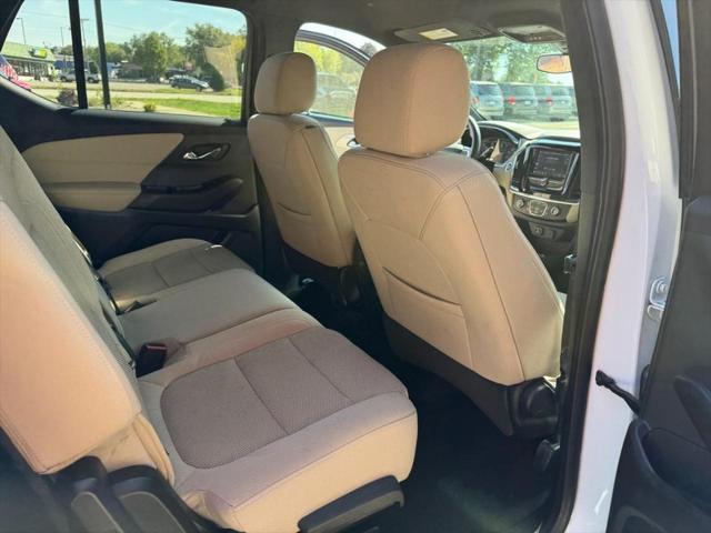 used 2022 Chevrolet Traverse car, priced at $25,500