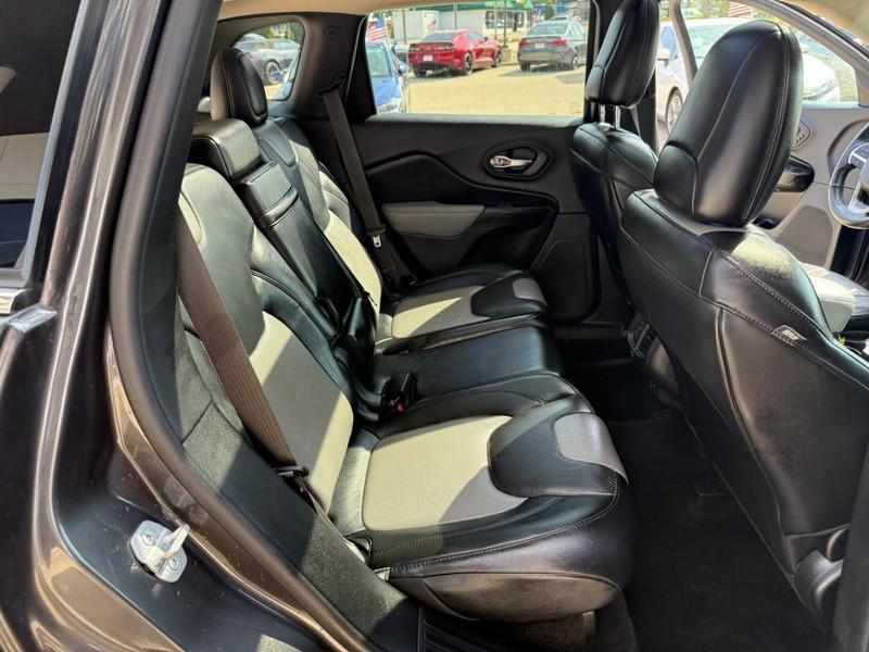 used 2014 Jeep Cherokee car, priced at $12,503