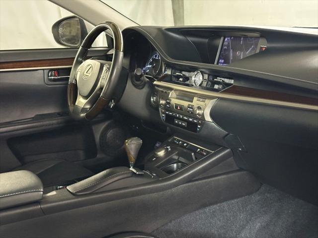 used 2014 Lexus ES 350 car, priced at $17,997