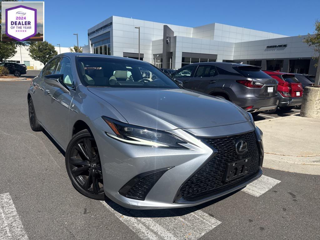 used 2023 Lexus ES 300h car, priced at $40,997
