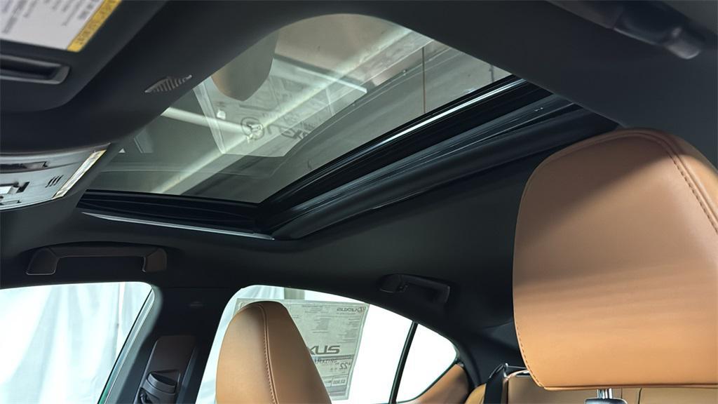 new 2025 Lexus IS 350 car, priced at $51,464