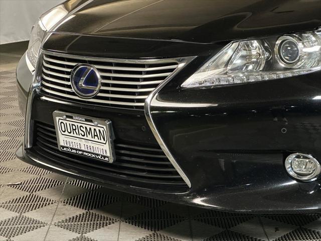 used 2014 Lexus ES 300h car, priced at $16,500