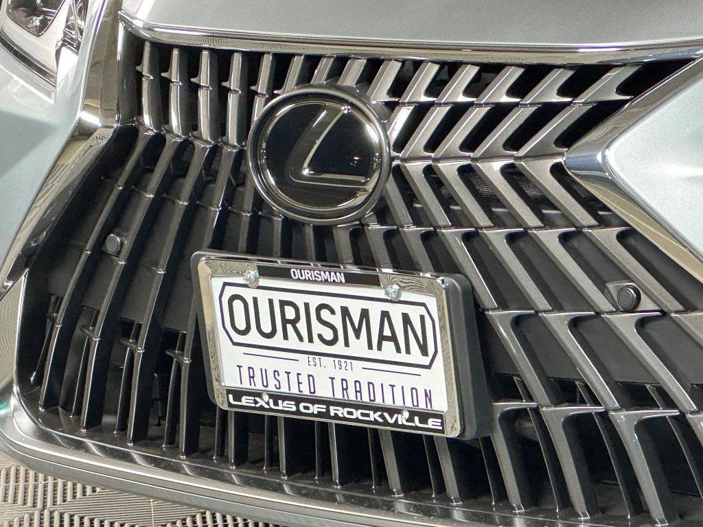 new 2025 Lexus ES 300h car, priced at $49,634