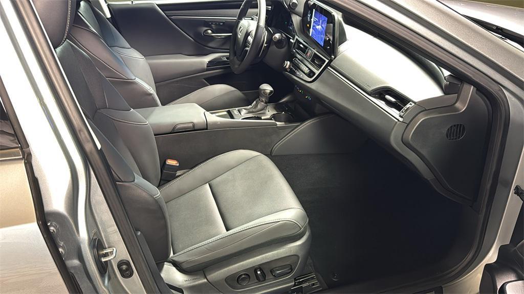 used 2024 Lexus ES 350 car, priced at $39,497
