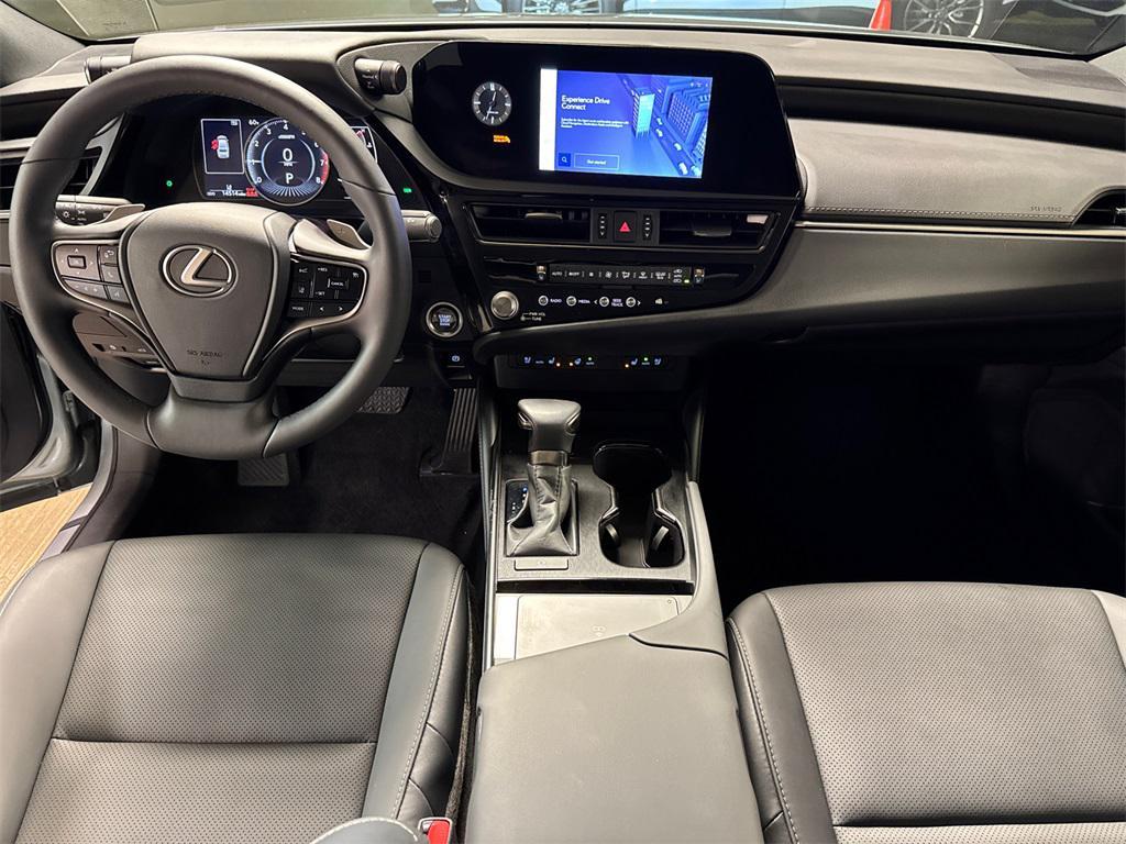 used 2024 Lexus ES 350 car, priced at $39,497