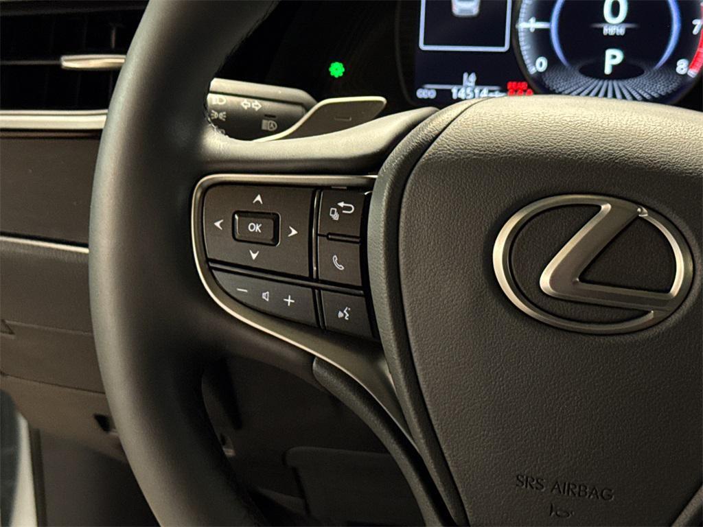 used 2024 Lexus ES 350 car, priced at $39,497