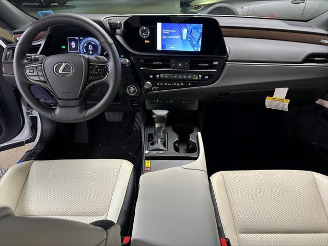 new 2025 Lexus ES 300h car, priced at $48,430