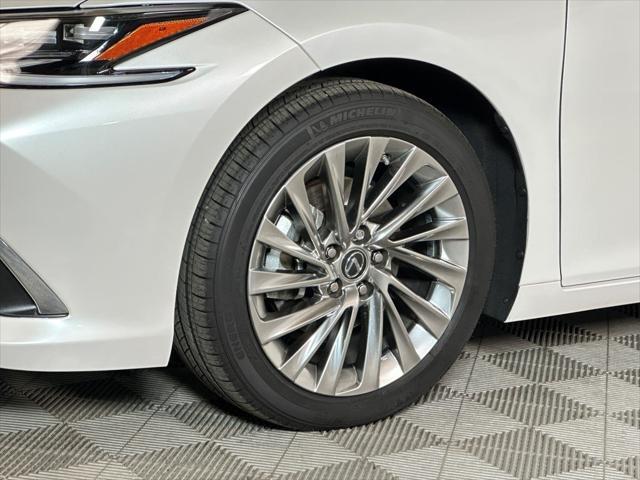 used 2023 Lexus ES 350 car, priced at $46,997