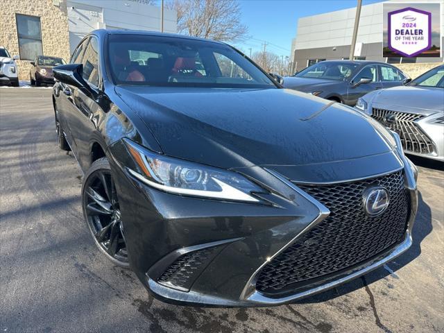 used 2022 Lexus ES 300h car, priced at $37,997