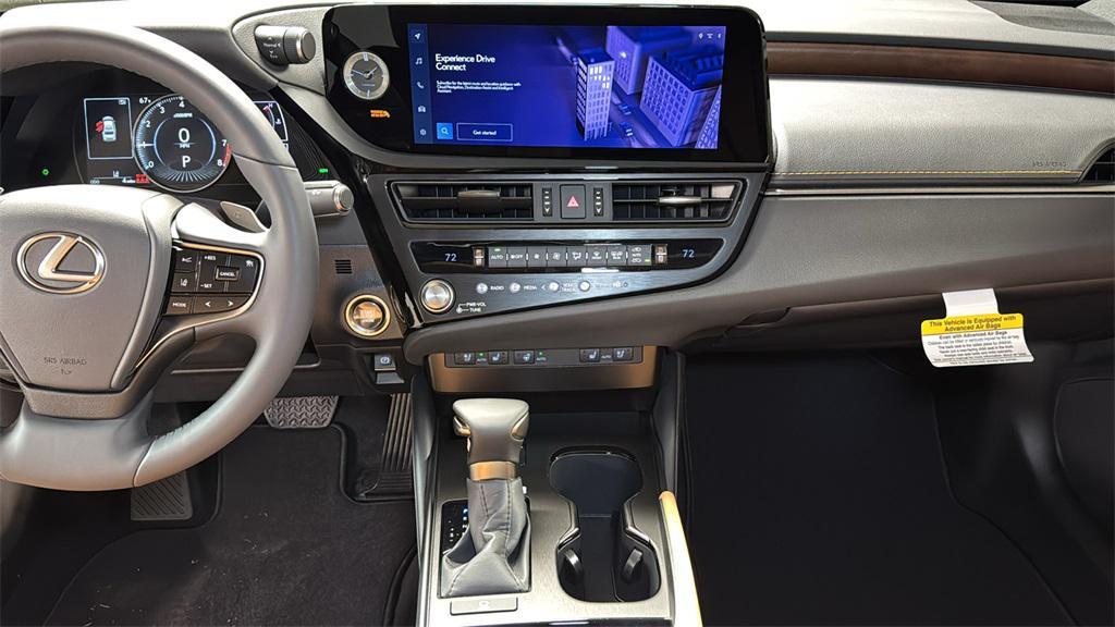 new 2025 Lexus ES 350 car, priced at $49,939