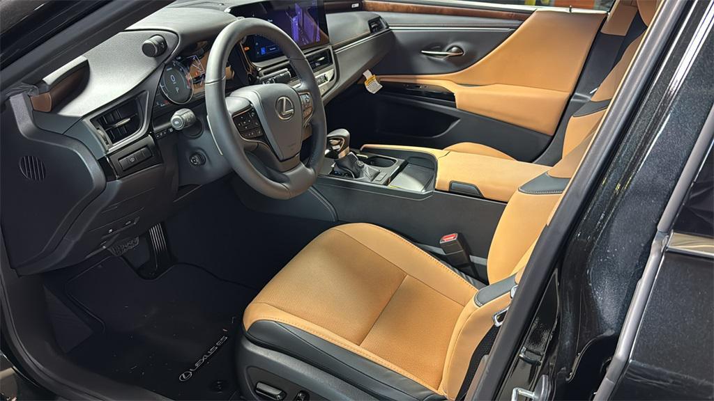 new 2025 Lexus ES 350 car, priced at $49,939
