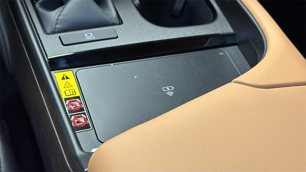 new 2025 Lexus ES 350 car, priced at $49,939