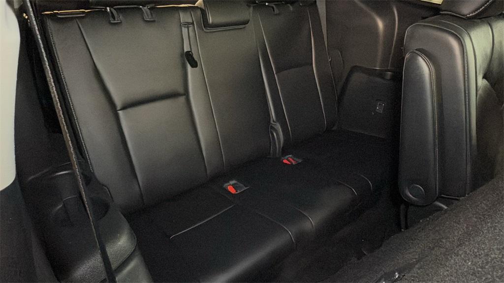 used 2021 Toyota Highlander Hybrid car, priced at $26,697