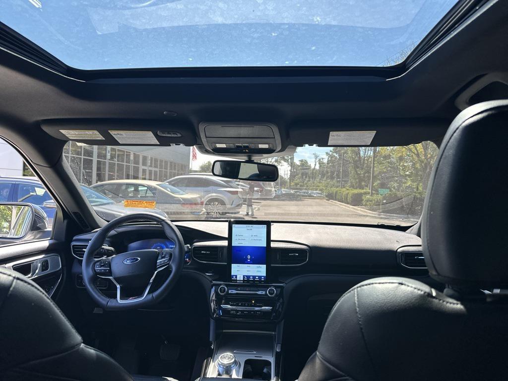 used 2024 Ford Explorer car, priced at $50,997