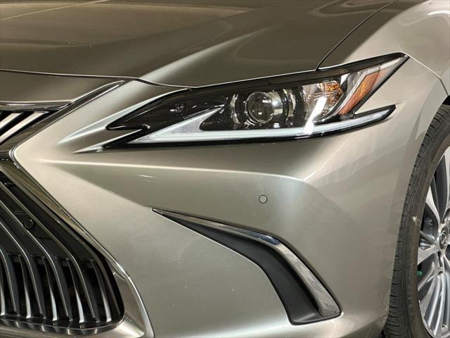 used 2021 Lexus ES 350 car, priced at $31,597