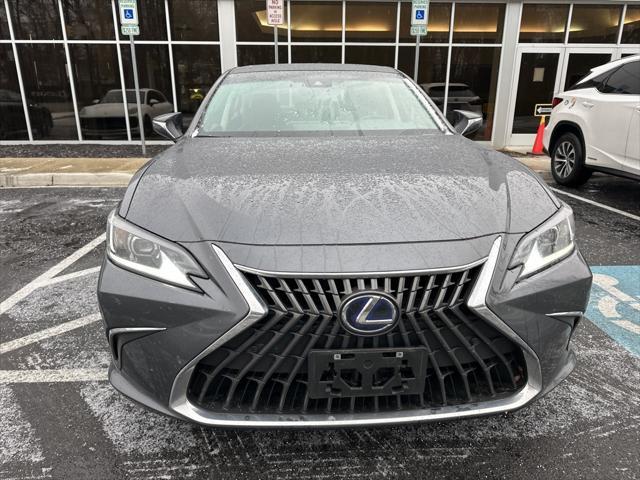 used 2022 Lexus ES 300h car, priced at $39,997