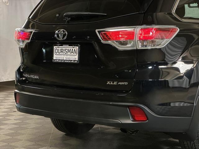 used 2015 Toyota Highlander car, priced at $18,297