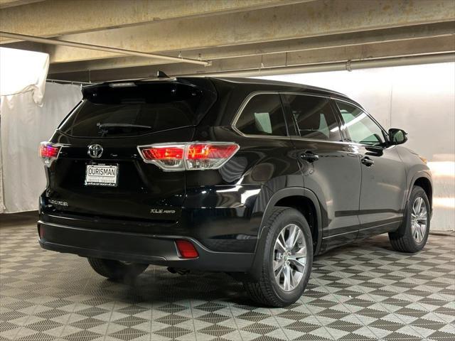 used 2015 Toyota Highlander car, priced at $18,297