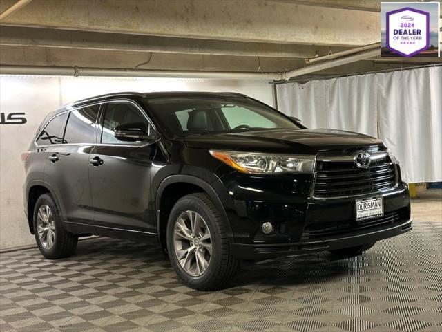 used 2015 Toyota Highlander car, priced at $18,297