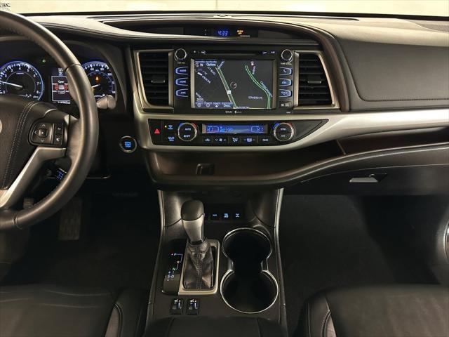 used 2015 Toyota Highlander car, priced at $18,297