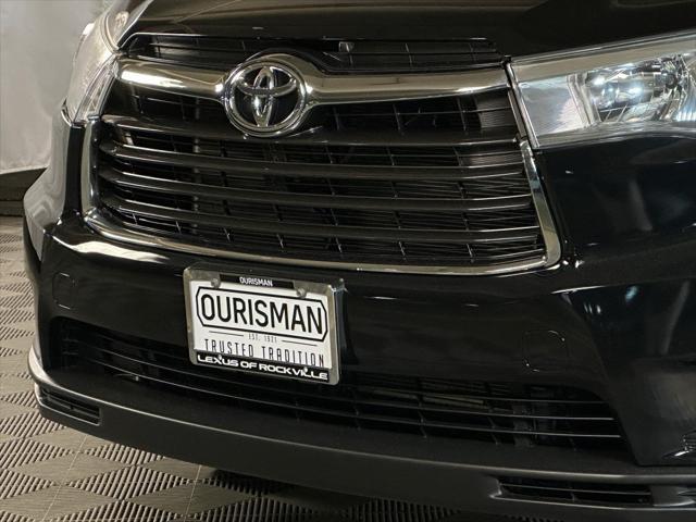 used 2015 Toyota Highlander car, priced at $18,297