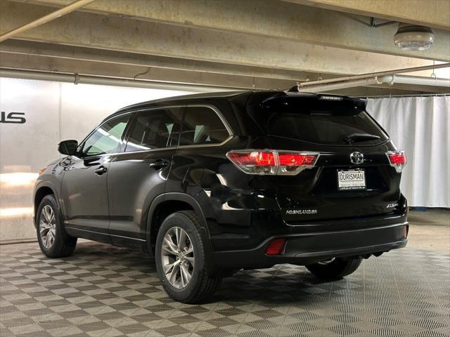 used 2015 Toyota Highlander car, priced at $18,297