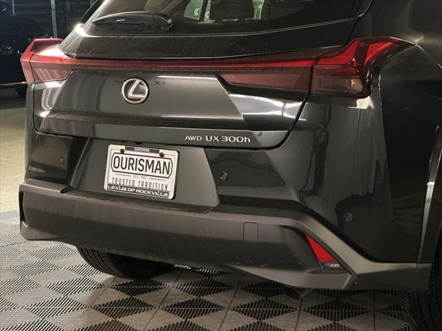 new 2025 Lexus UX 300h car, priced at $46,886