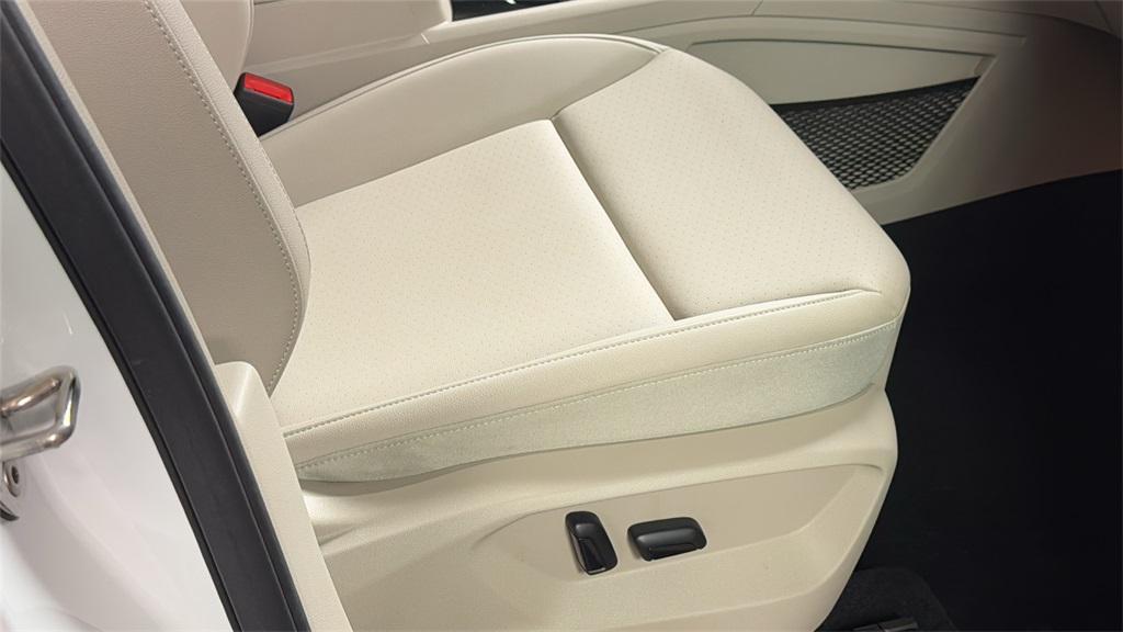 used 2019 Volkswagen Atlas car, priced at $20,297