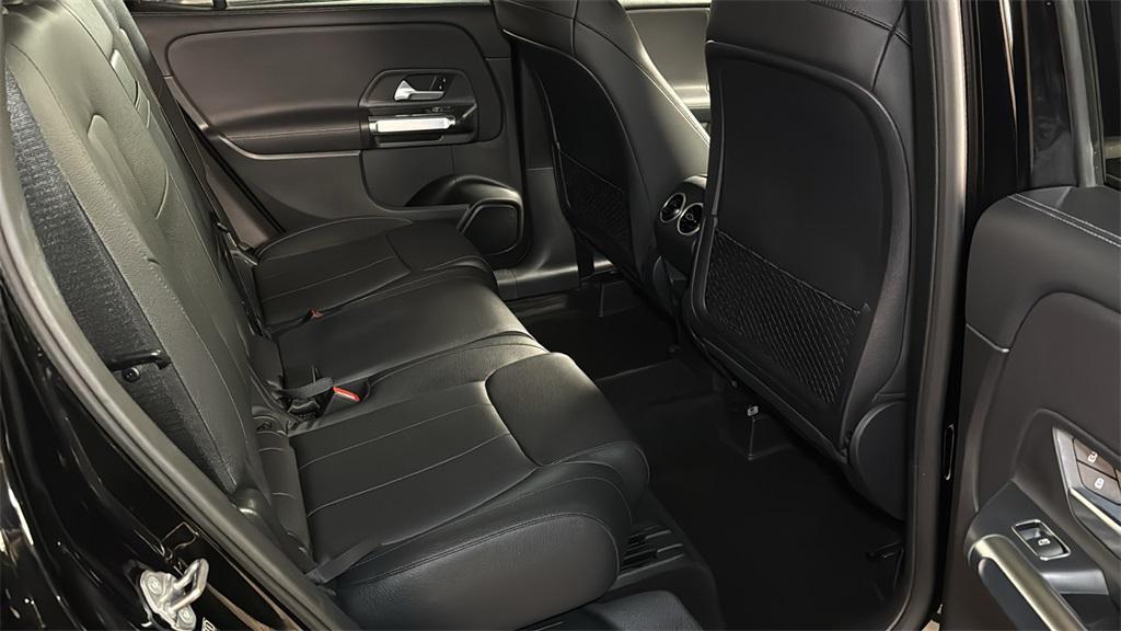 used 2021 Mercedes-Benz GLB 250 car, priced at $28,997