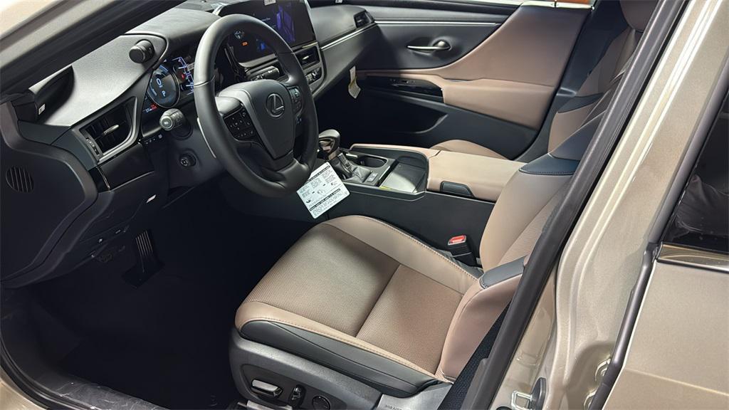 new 2025 Lexus ES 300h car, priced at $50,329