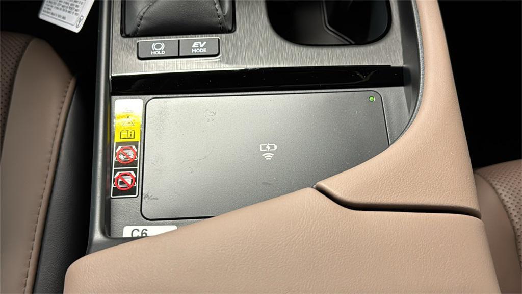 new 2025 Lexus ES 300h car, priced at $50,329