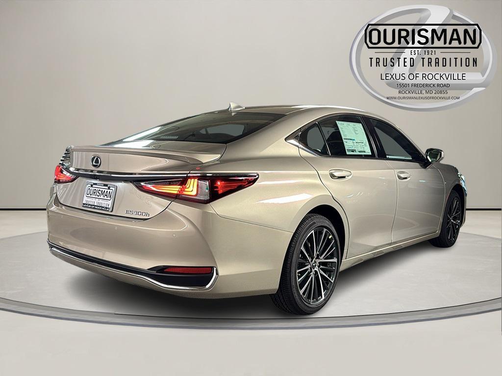 new 2025 Lexus ES 300h car, priced at $50,329