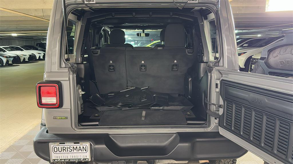 used 2021 Jeep Wrangler car, priced at $31,997