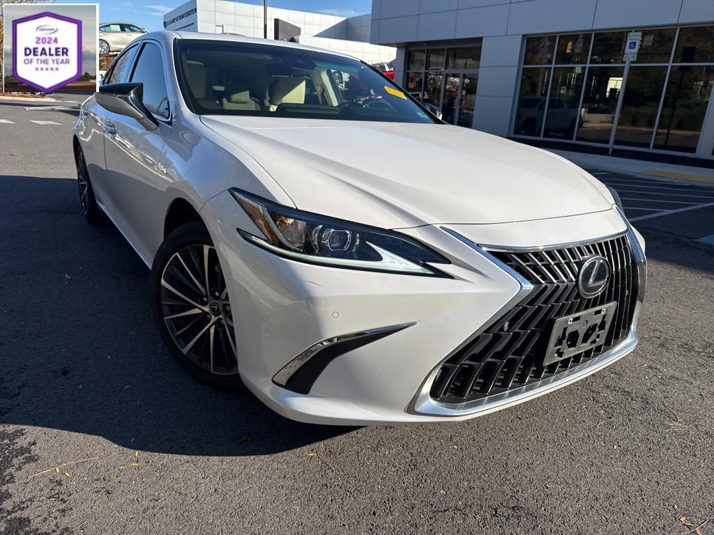 used 2022 Lexus ES 350 car, priced at $32,997