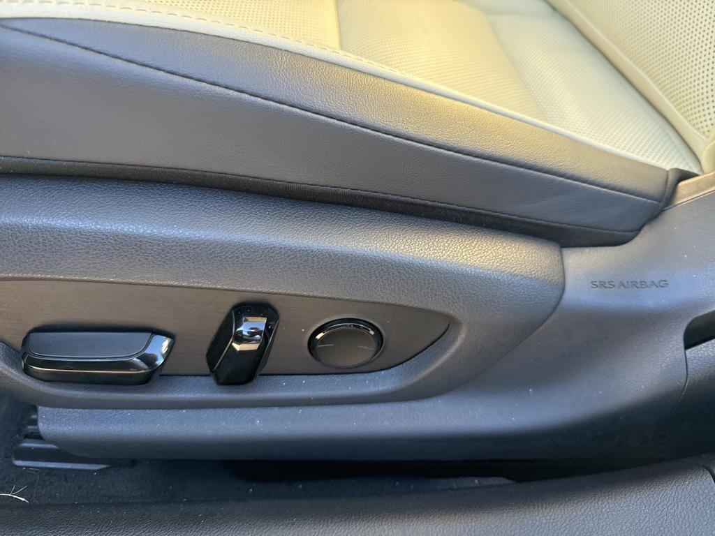 used 2022 Lexus ES 350 car, priced at $32,997
