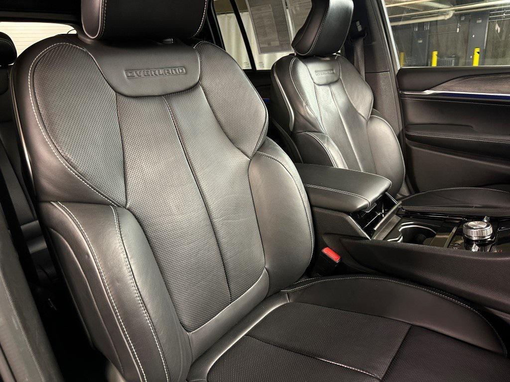 used 2022 Jeep Grand Cherokee car, priced at $33,997