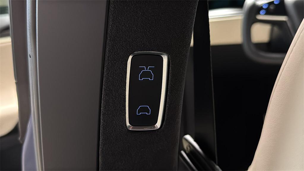 used 2022 Tesla Model X car, priced at $54,997