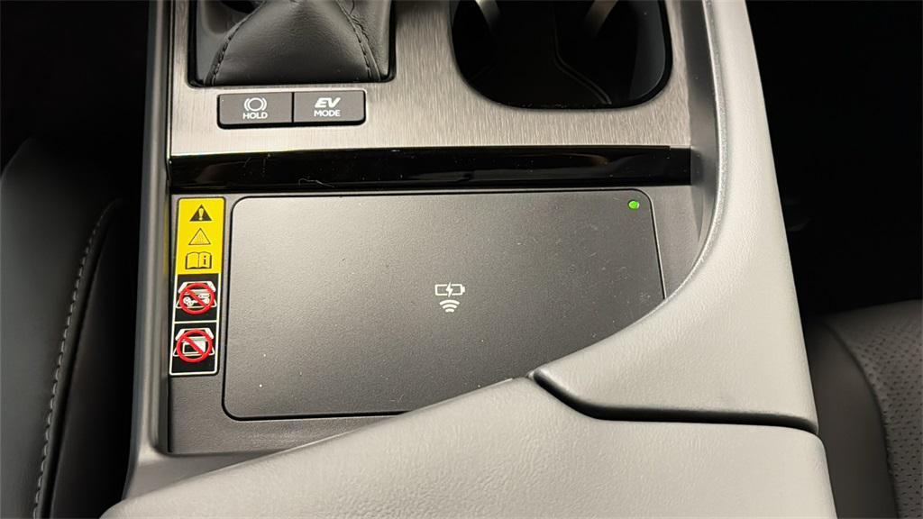 new 2025 Lexus ES 300h car, priced at $50,429